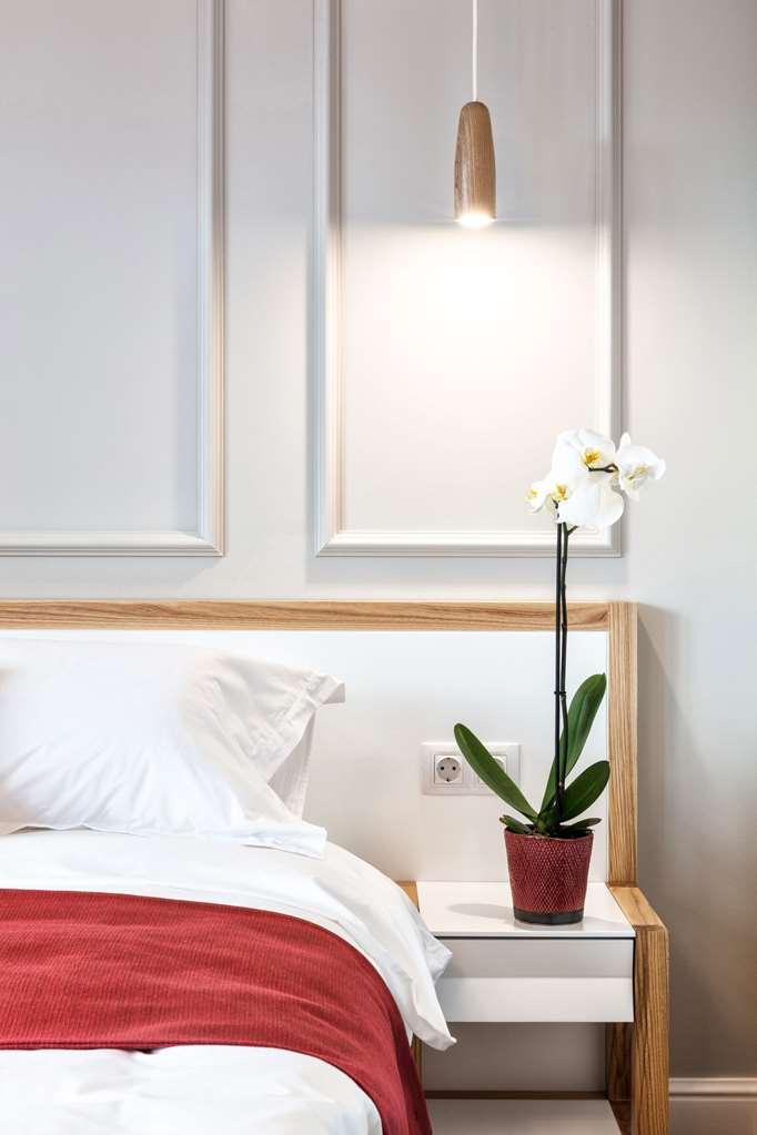 Frapolli 21 Hotel Odesa Room photo