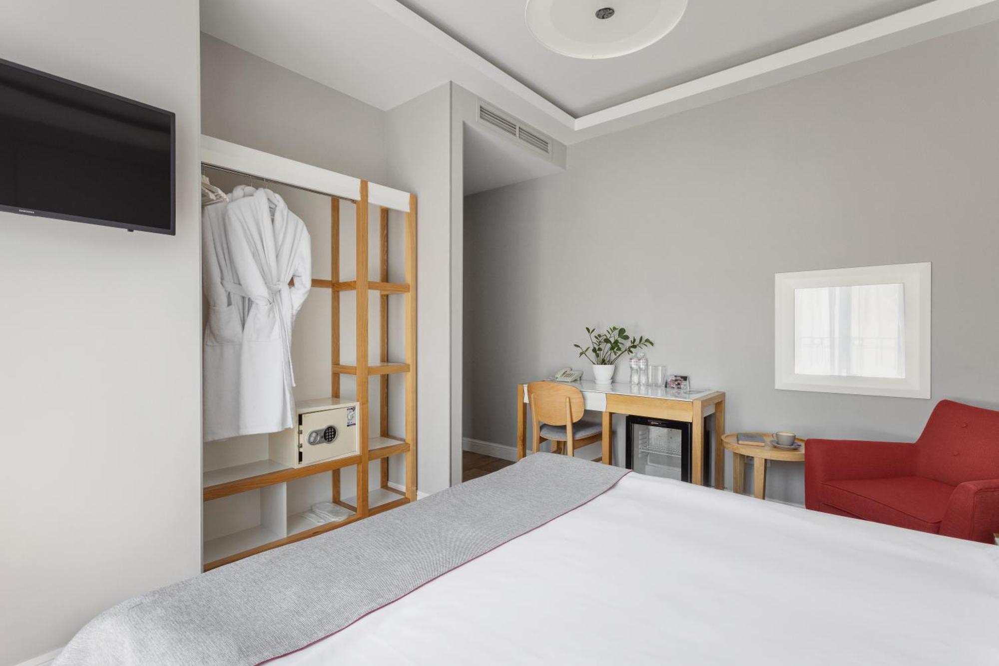 Frapolli 21 Hotel Odesa Exterior photo